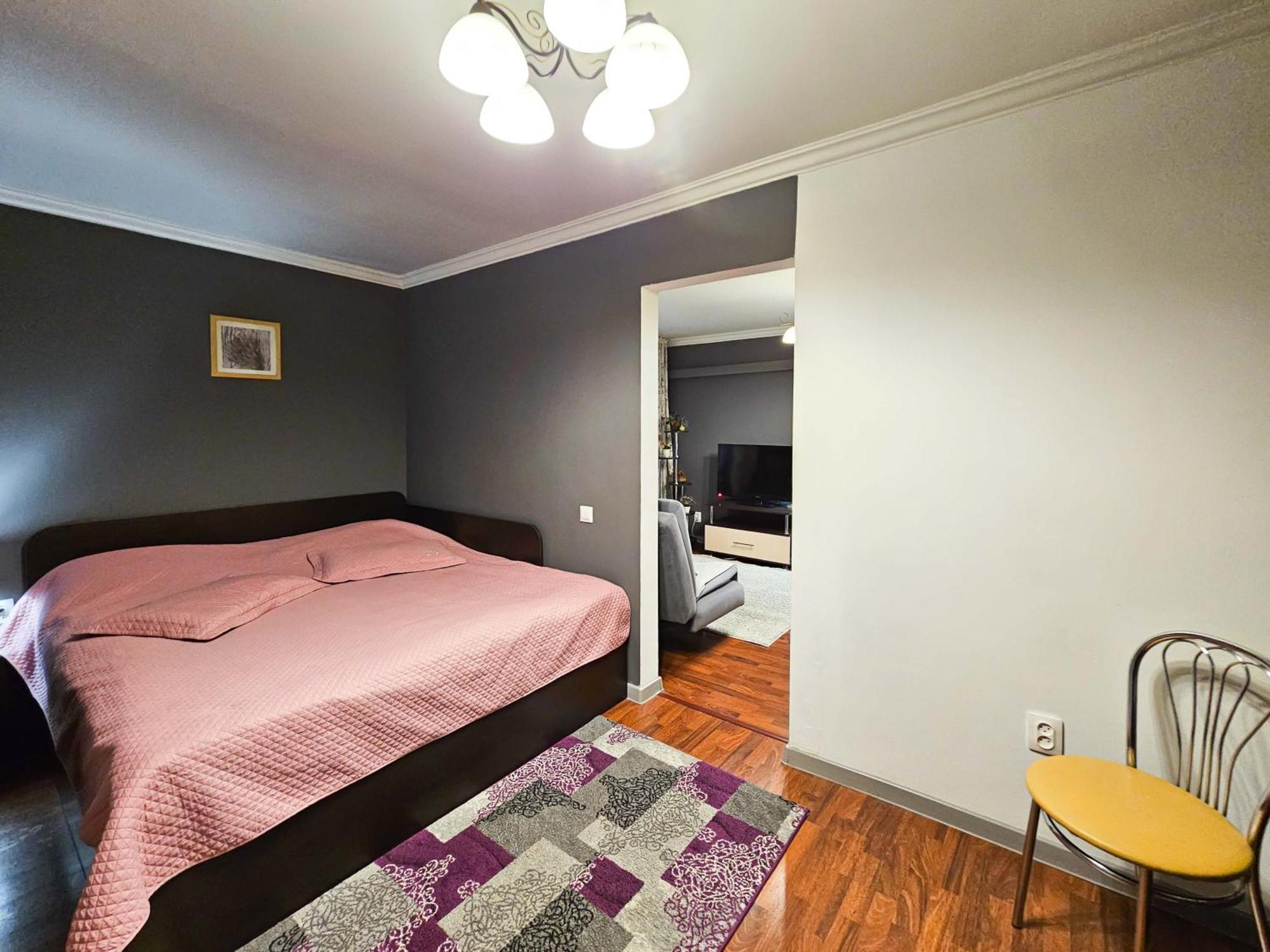 Nadezhda Apartments On The Nauryzbai Batyr 82 อัลมาตี ภายนอก รูปภาพ